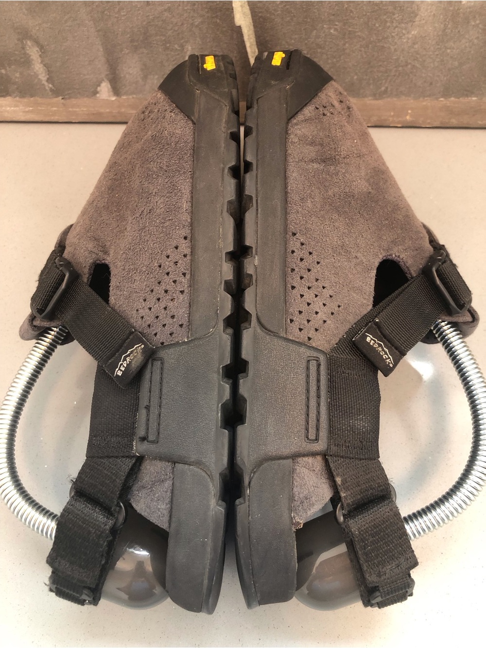 Bedrock Sandals Mountain Clogs  sz 9 - Picture 5 of 16